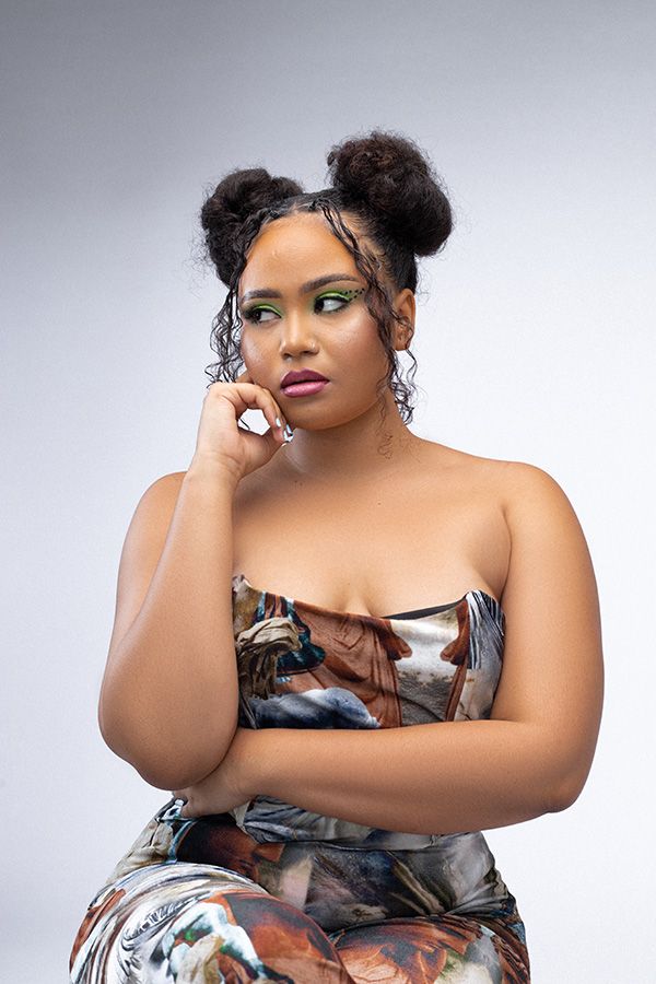 Moliy Surpasses Davido to Become Bestselling Digital African Artist in 2025 1 Moliy Surpasses Davido to Become Bestselling Digital African Artist in 2025