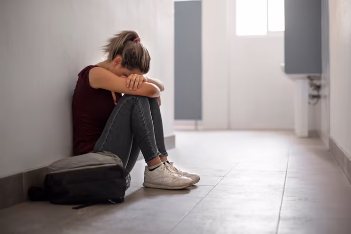 girl-crying Image of a teenage girl feeling depressed